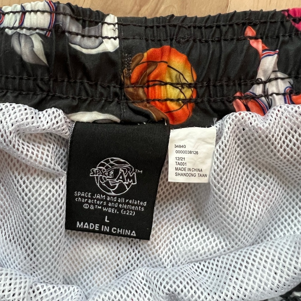 SPACE JAM Swim Trunks All Over Pattern - Picture 5 of 5